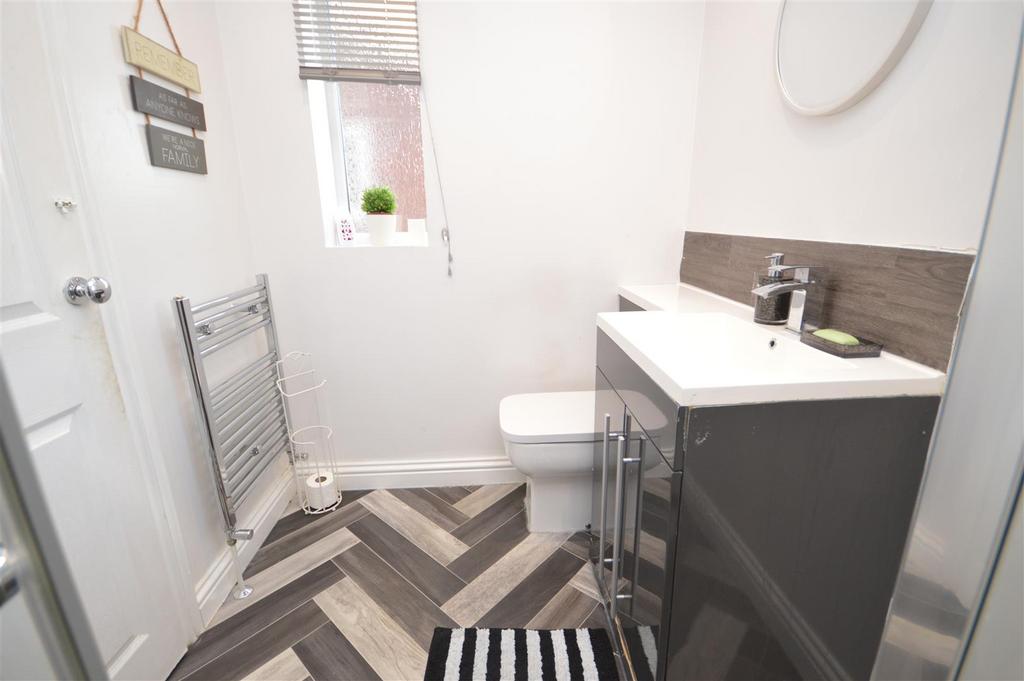 Family Shower Room
