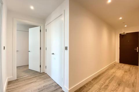 2 bedroom apartment to rent, The Blade, Manchester