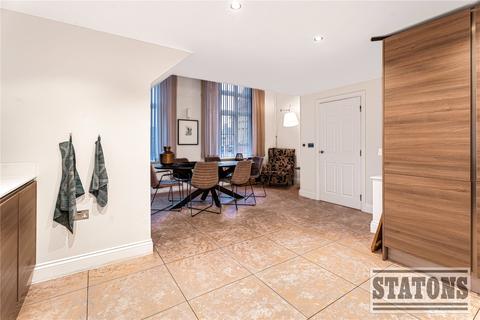 3 bedroom apartment for sale, Royal Connaught Drive, Bushey, Hertfordshire, WD23
