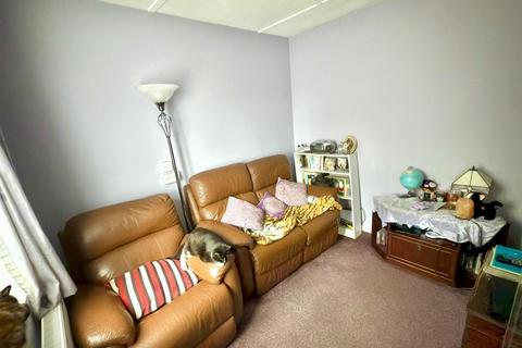 1 bedroom detached bungalow for sale, Willow Road, East Pakefield, Lowestoft, Suffolk, NR33