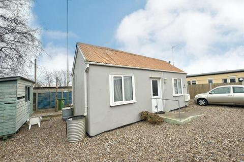 1 bedroom detached bungalow for sale, Willow Road, East Pakefield, Lowestoft, Suffolk, NR33