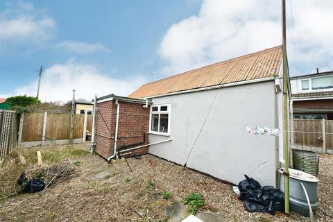 1 bedroom detached bungalow for sale, Willow Road, East Pakefield, Lowestoft, Suffolk, NR33