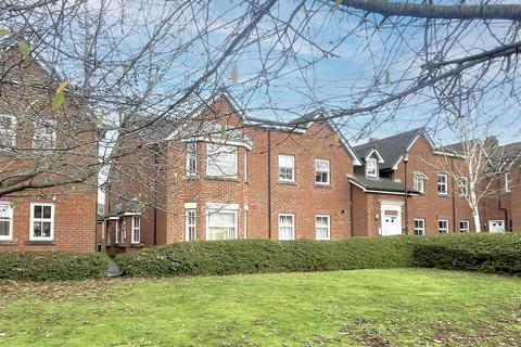 2 bedroom apartment to rent, Spire View, Salisbury SP2