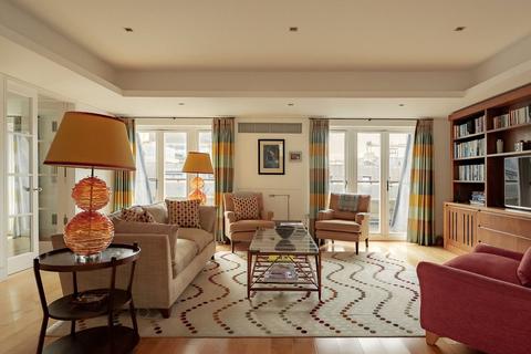 3 bedroom apartment for sale, Welbeck Street, London W1G