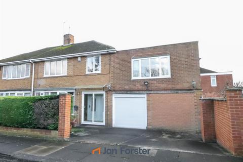 5 bedroom semi-detached house for sale, Brackenside, Melton Park