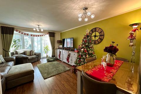 3 bedroom townhouse for sale, Bassett Crescent, West Bromwich B71