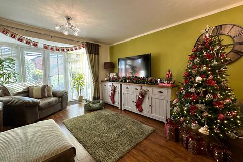 3 bedroom townhouse for sale, Bassett Crescent, West Bromwich B71