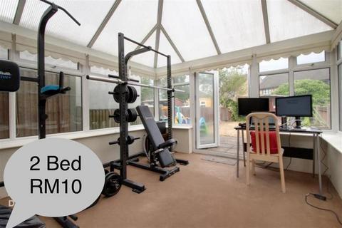 2 bedroom terraced house to rent, Causton Square, Dagenham RM10