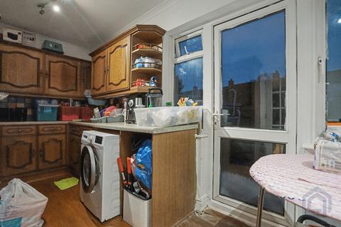 undefined, WORCESTER PARK KT4