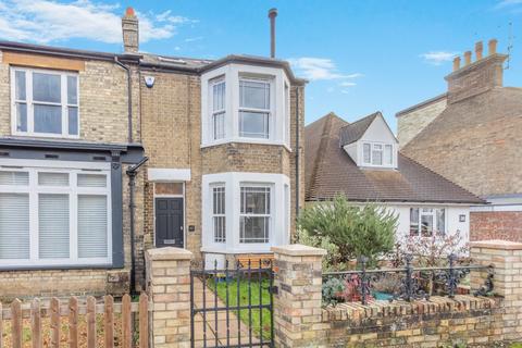 4 bedroom end of terrace house for sale, Richmond Road, Cambridge, Cambridgeshire