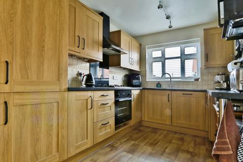 3 bedroom detached house for sale, Sylvan Mead, Driffield YO25