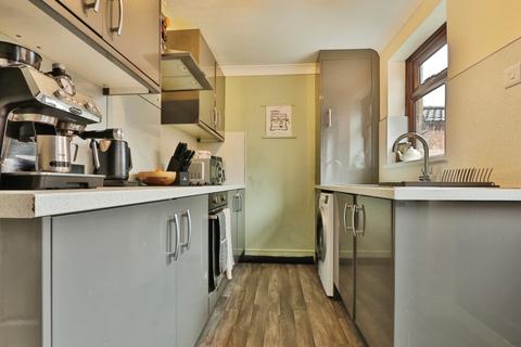 2 bedroom semi-detached house for sale, Southfield Close, Driffield YO25