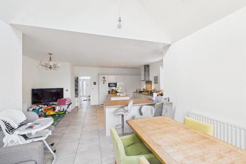 undefined, Albermarle Avenue, Kingswood, Hull, HU7 3NN