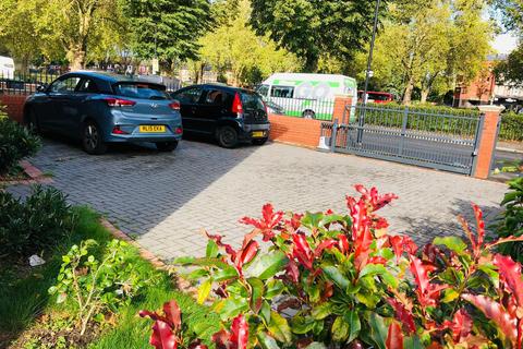 undefined, Willoughby Road, London N8