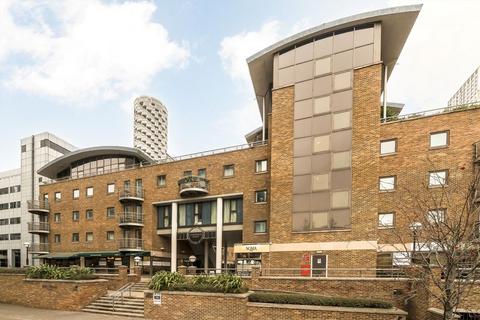 undefined, Meridian Place, London E14