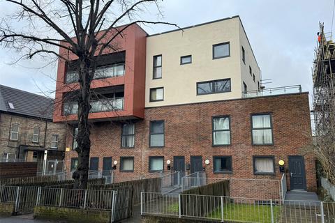 Wilbraham Road, M14