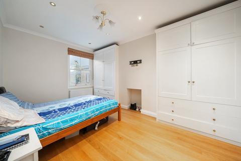 2 bedroom flat for sale, King Street, London W6