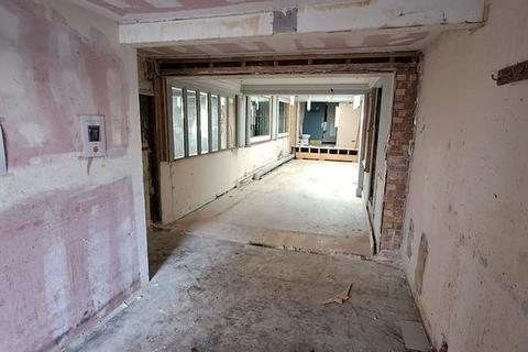 Retail property (high street) to rent, 33-34 Ship St Brighton BN1 1AD