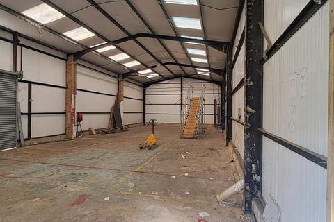 Warehouse to rent, Quarry Rd Newhaven BN9 9DG