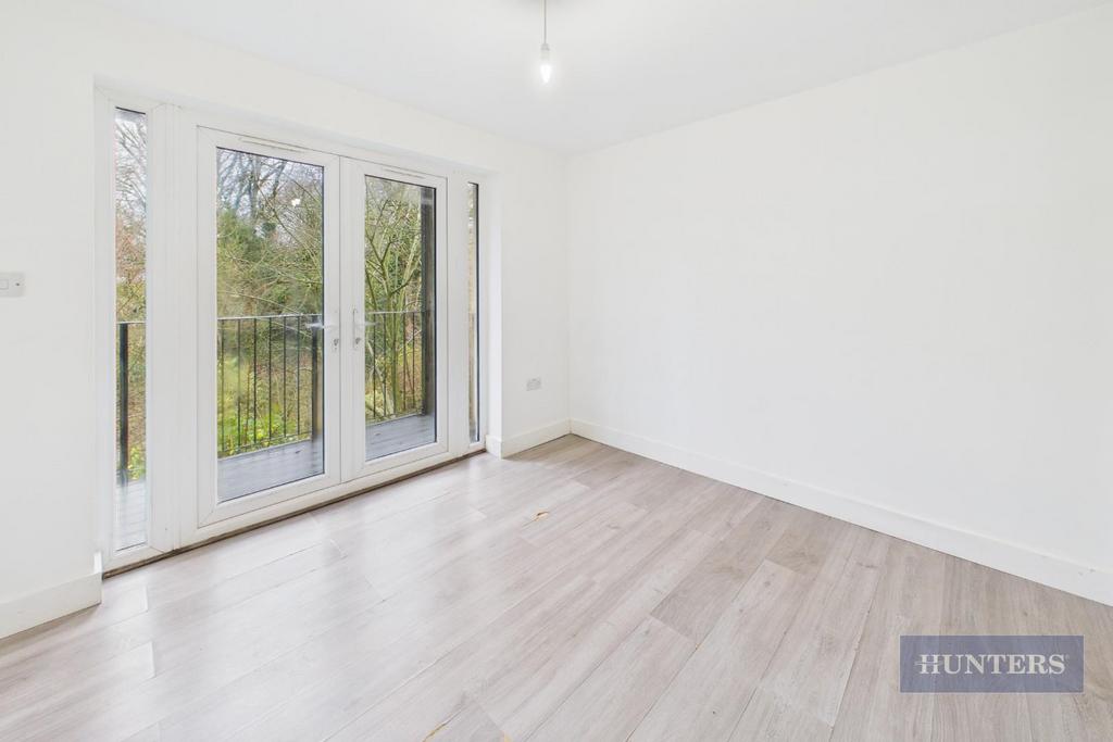 CAM05152 G0-PR0316-STILL005.jpg