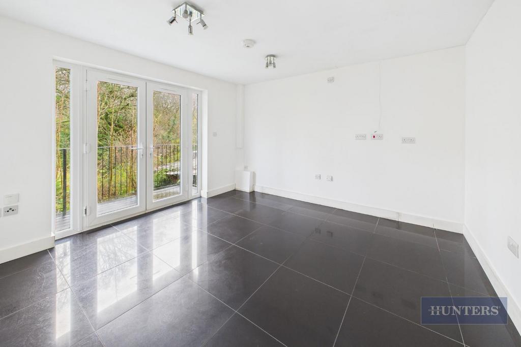 CAM05152 G0-PR0316-STILL013.jpg