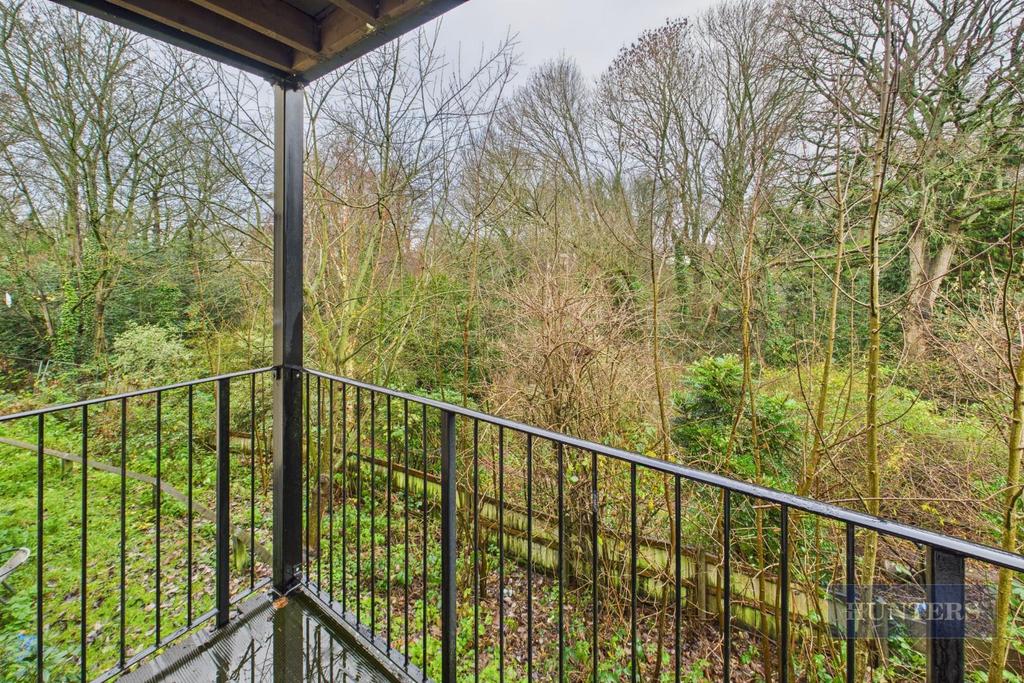 CAM05152 G0-PR0316-STILL015.jpg