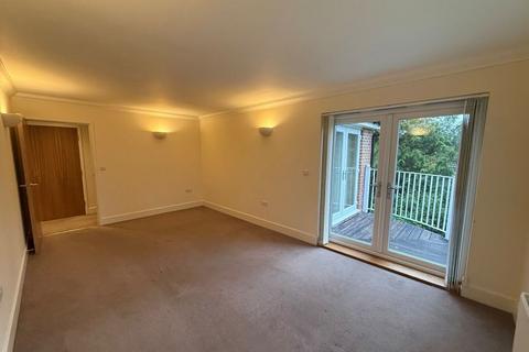 undefined, Hillview, Caterham
