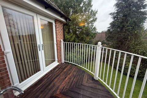 undefined, Hillview, Caterham