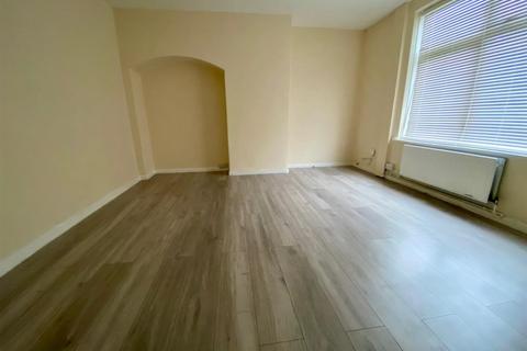 2 bedroom terraced house for sale, Boulton Road, Dagenham