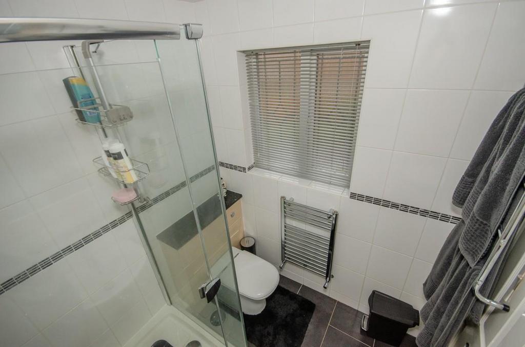 Ensuite.jpg