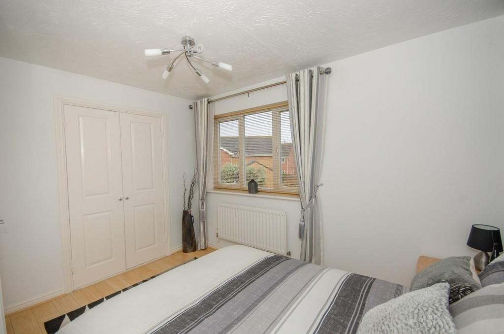 Bedrom 2 pic 2.jpg