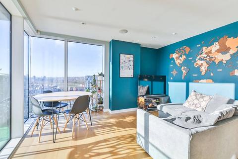 2 bedroom flat for sale, Woodberry Down, N4, Manor House, London, N4