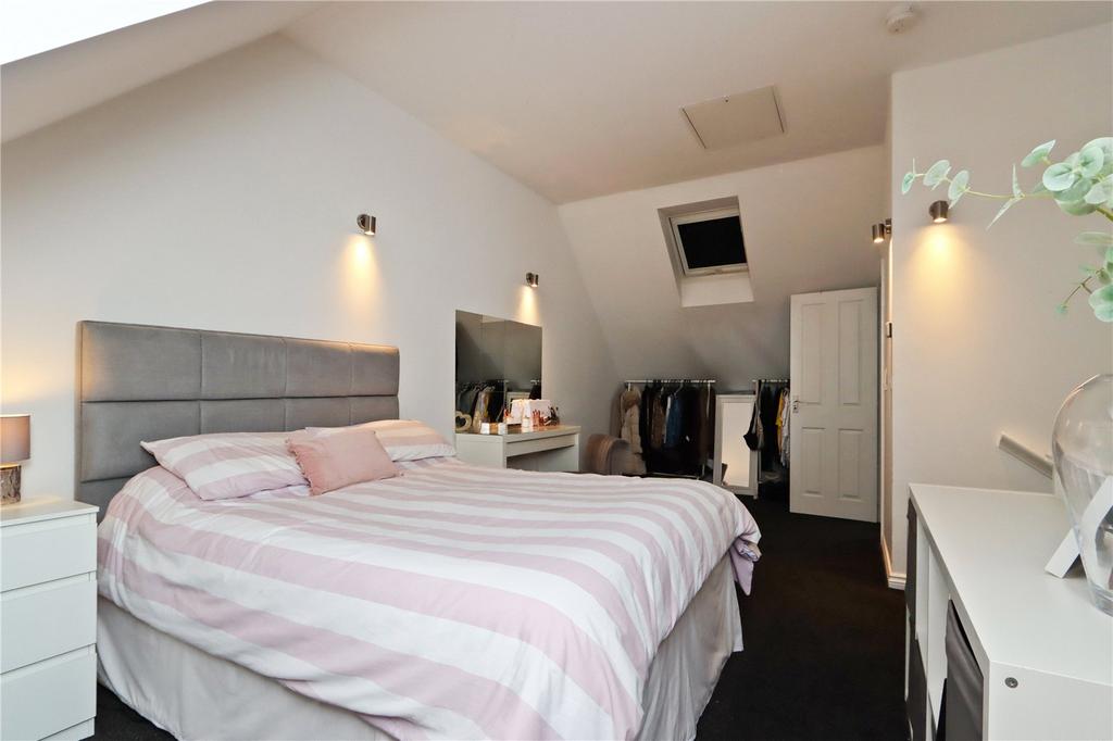 Main Bedroom Pic 2