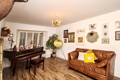 5 bedroom bungalow for sale, Carnwath Road, South Lanarkshire ML8