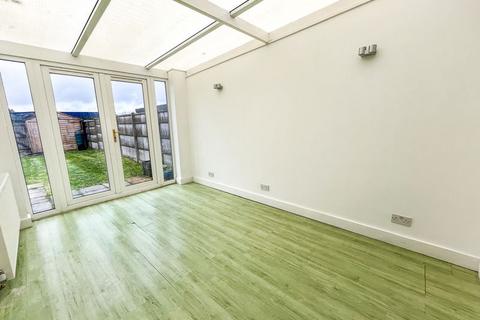 undefined, Dutton Lane, Easteigh