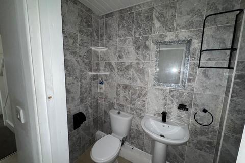 undefined, Lancaster Walk, Hayes, UB3 2QL