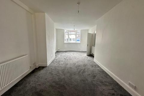 undefined, Lancaster Walk, Hayes, UB3 2QL