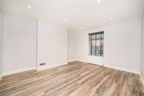 1 bedroom flat to rent, Percy Road, London W12
