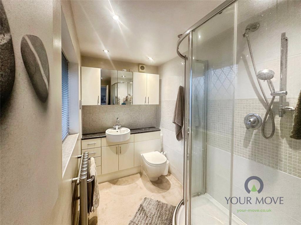 En Suite Shower Room