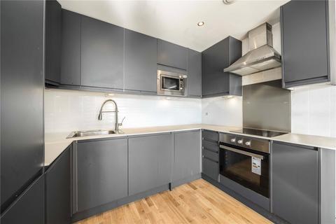 3 bedroom apartment to rent, The Crescent, London SE8