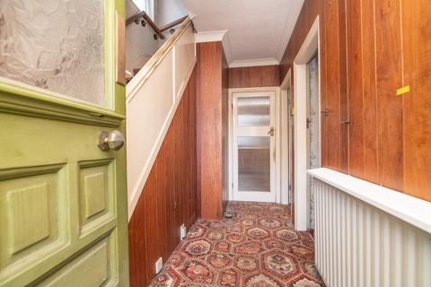 3 bedroom semi-detached house for sale, Bankfield Road, TIPTON, DY4 0EZ