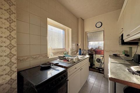 3 bedroom semi-detached house for sale, Birmingham New Road, Wolverhampton, WV4 6NY