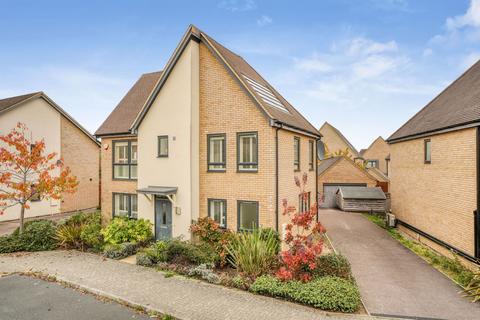 4 bedroom detached house for sale, Fitzgerald Grove, Milton Keynes MK4