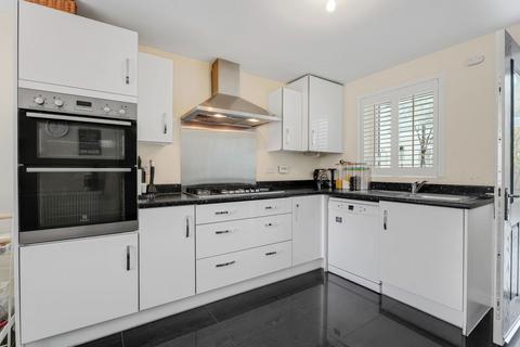 4 bedroom detached house for sale, Fitzgerald Grove, Milton Keynes MK4