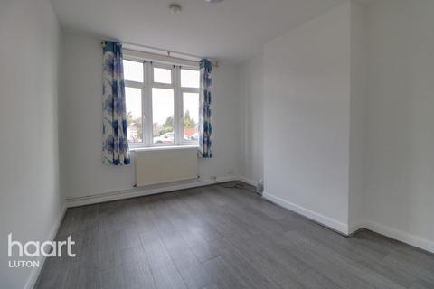undefined, Roman Road, Luton
