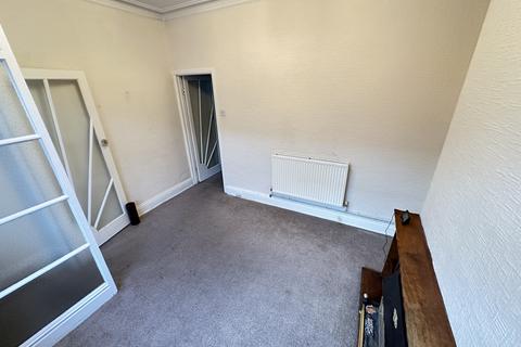 2 bedroom terraced house to rent, Parkin Street,  Manchester, M12