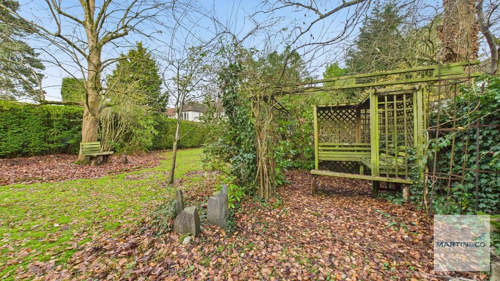 Cam05325 g0 pr0132 still014