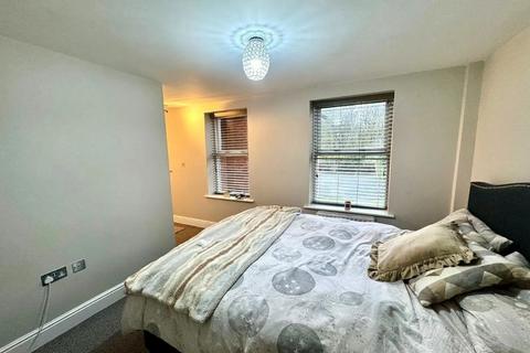 undefined, TO LET - Park Crescent, Southport - Available January 2026