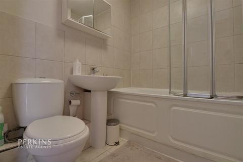 1 bedroom apartment for sale, Southall, UB2