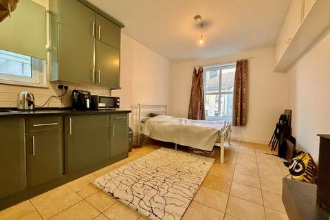 undefined, North Road East, Plymouth. A Stylish Studio in the Heart of Plymouth, a little gem!